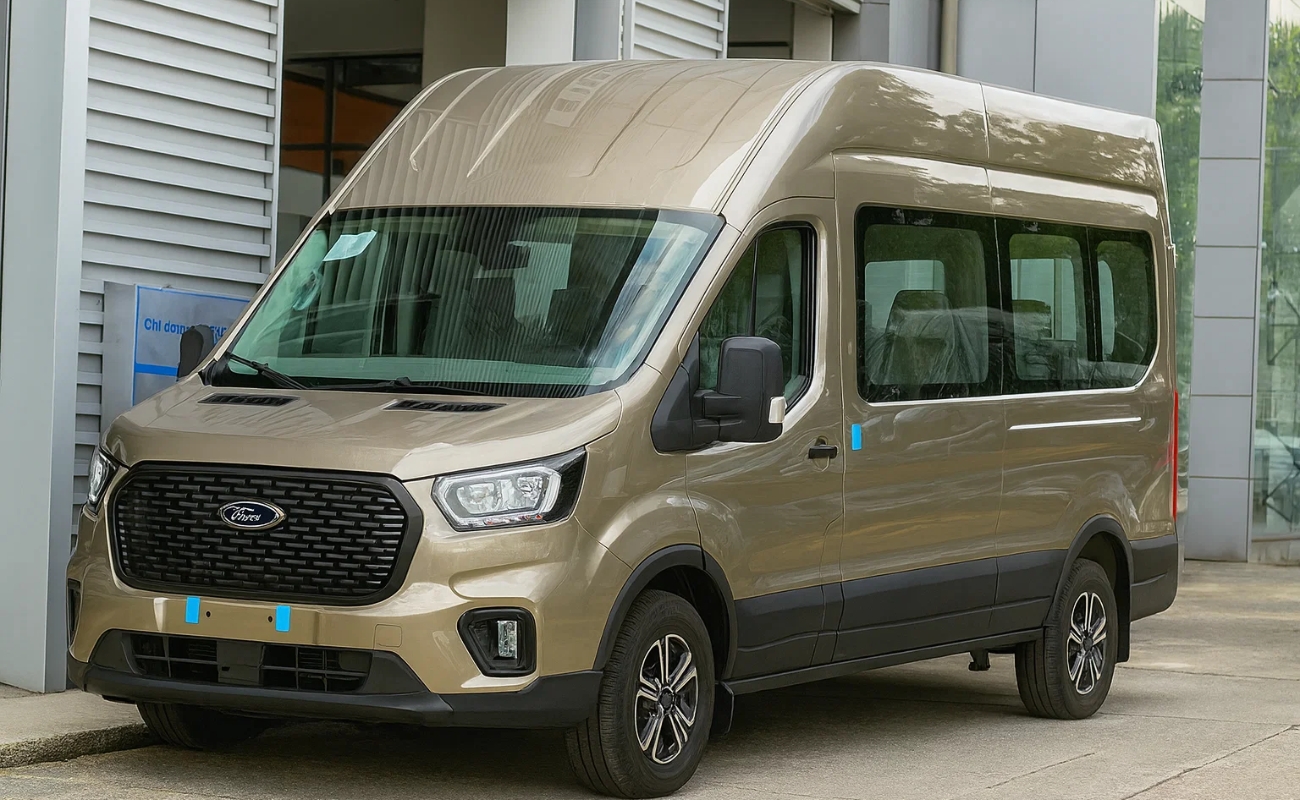 Xe 16 chỗ Ford Transit đời mới phục vụ tuyến xe du lịch hải phòng đi sầm sơn