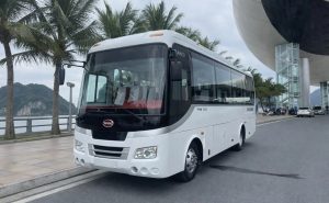 Xe du lịch Hải Phòng đi Tây Thiên - Xe Samco 29 chỗ màu trắng đời mới