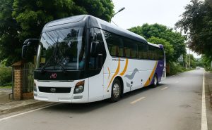 Xe du lịch Hải Phòng Mộc Châu 45 chỗ Hyundai Universe đời mới - Taxi Minh Khang