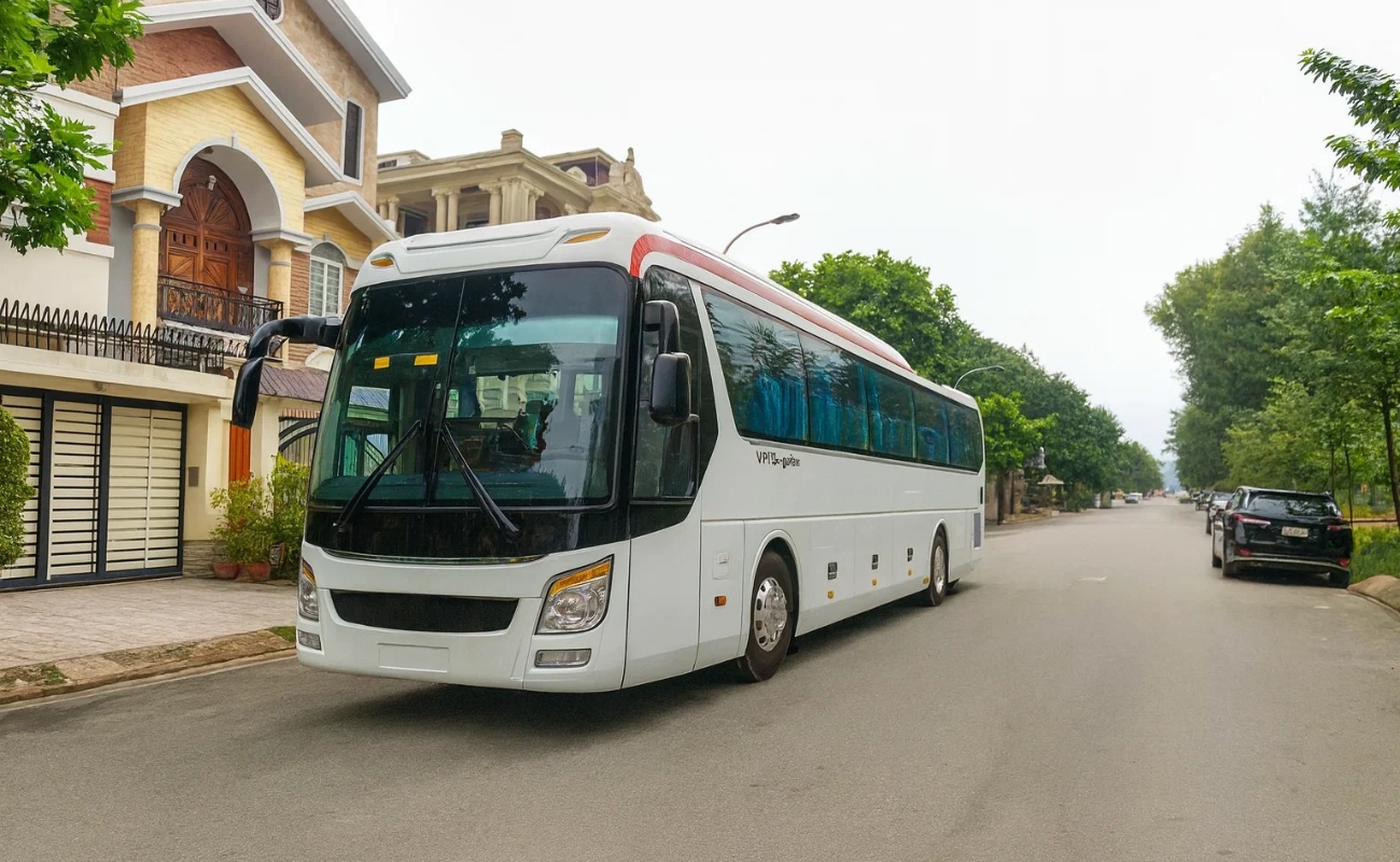 Xe du lịch Hải Phòng đi Đền Hùng - Xe khách 45 chỗ đời mới