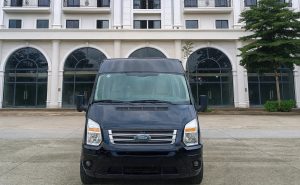Xe du lịch Hải Phòng đi Khoang Xanh - Ford Transit 16 chỗ màu đen