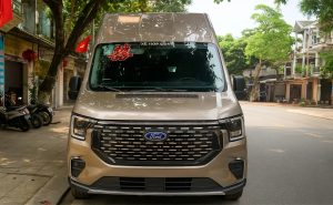 Xe du lịch Hải Phòng đi Quan Lạn - Ford Transit 16 chỗ 2024 màu vàng cát