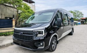 Xe du lịch Hải Phòng đi Đồng Văn - Ford Transit 16 chỗ 2024 màu đen