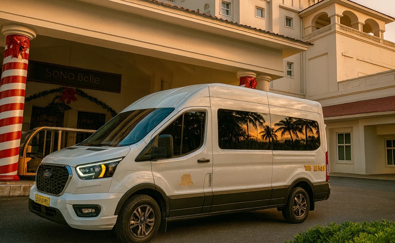 Mẫu xe 16 chỗ màu trắng hiện đại với chính sách hủy chuyến linh hoạt