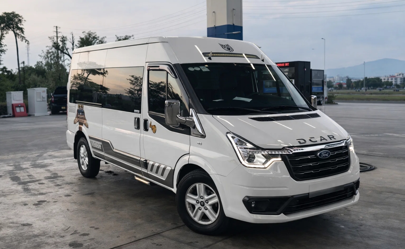 Kinh nghiệm thuê xe có trẻ sơ sinh an toàn bằng dòng xe Ford Transit DCar cao cấp